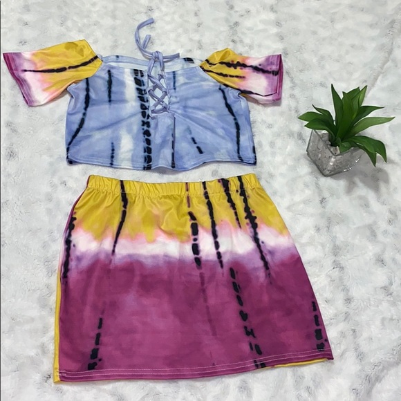 COPY - Cutout 2 piece tie dye set skirt - Picture 2 of 10